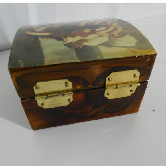 Vintage Small Keepsake/Jewelry Box Hinged Art Work Lined - Picture 4 of 4